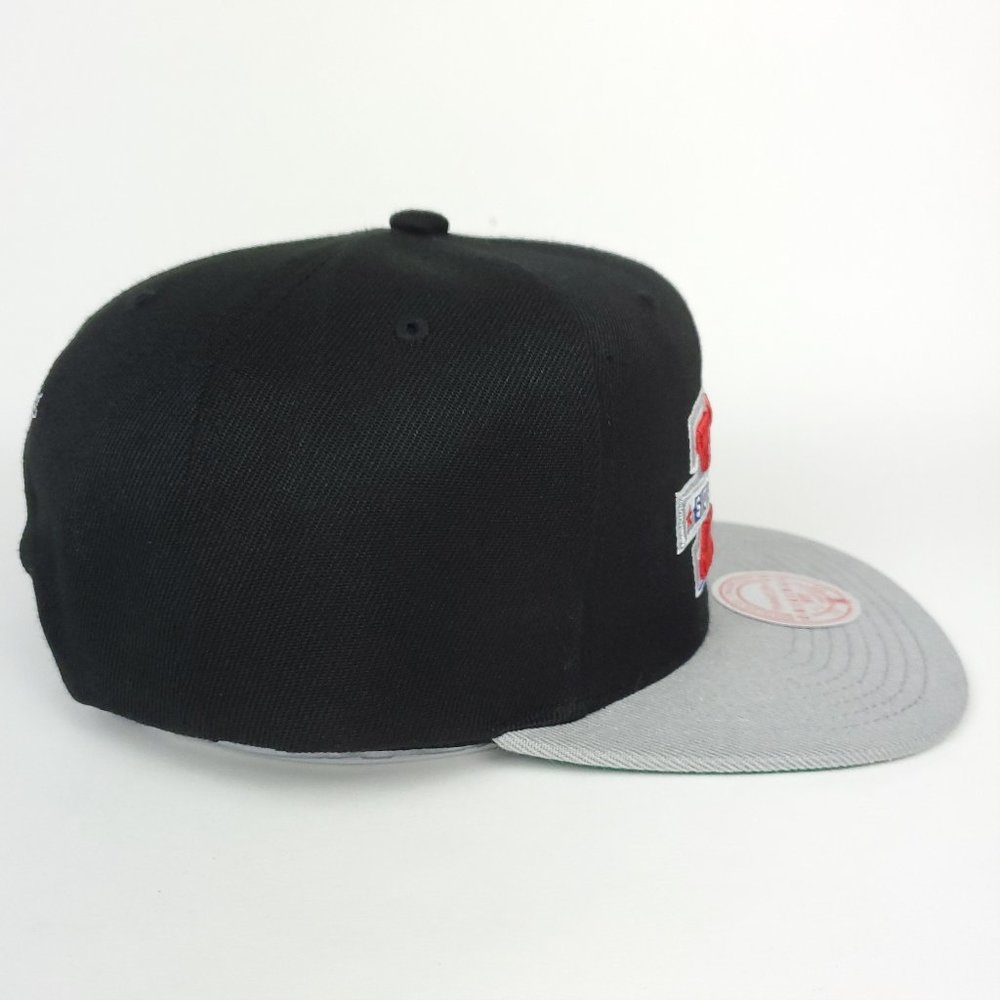 Mitchell & Ness Super Bowl XL NFL Snapback Hat 3D Logo Black‎ Gray Cap NWT - Picture 4 of 8